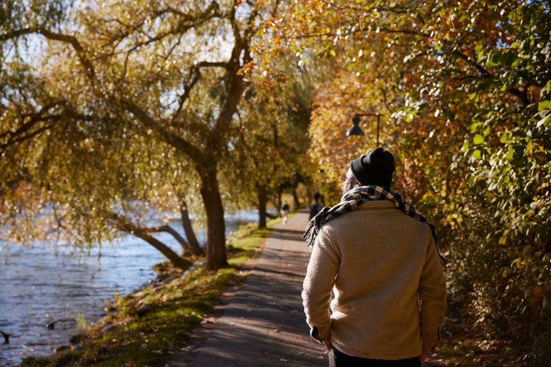 Natural activities such as taking a short walk, relaxing in the park can help reduce anxiety and improve mood, according to studies.